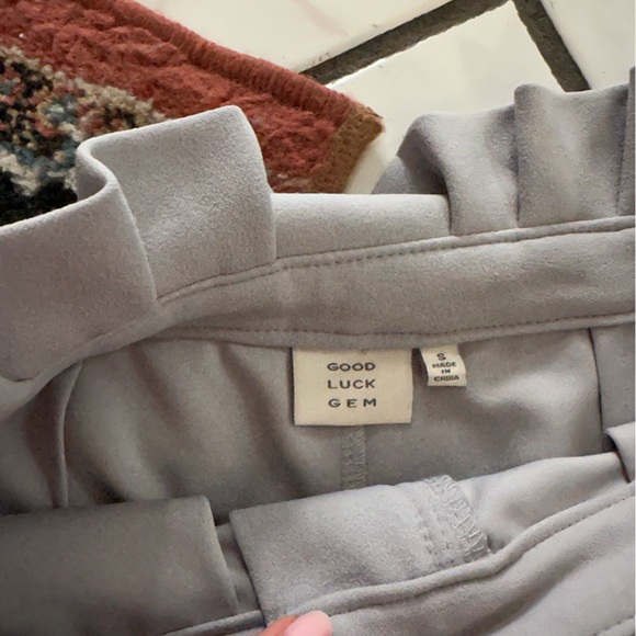 Grey pants - Picture 2 of 3